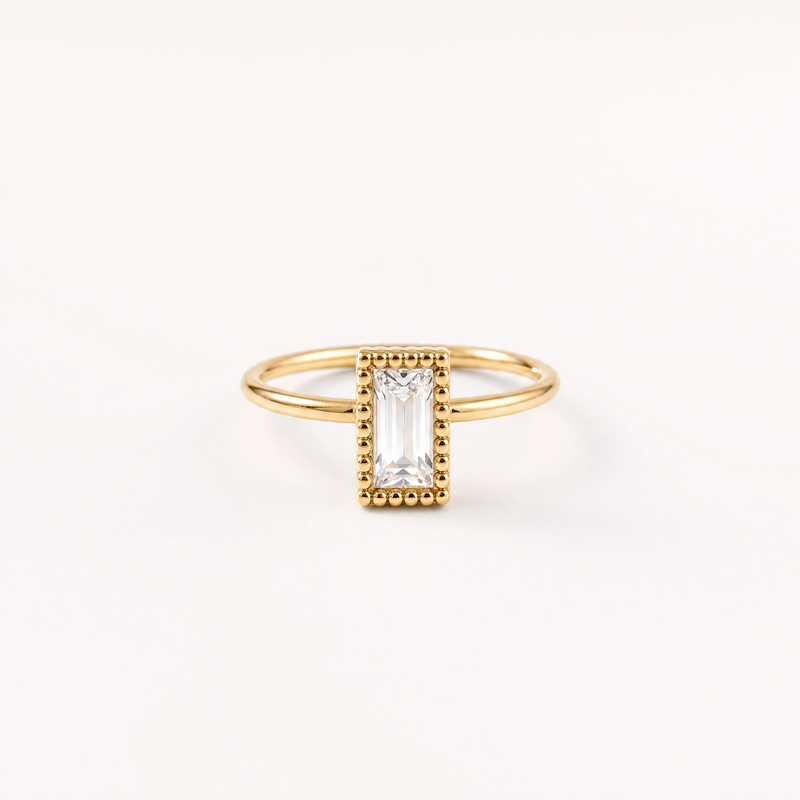 Lumière Baguette Ring — 18k Gold Plated
