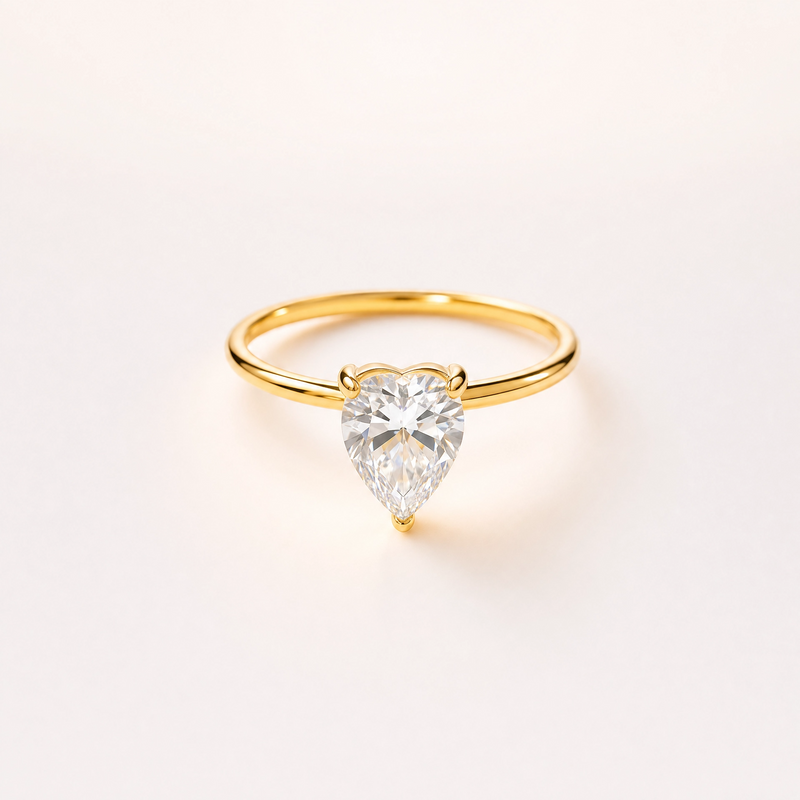 Solitaire Douceur Ring — 18k Gold Plated