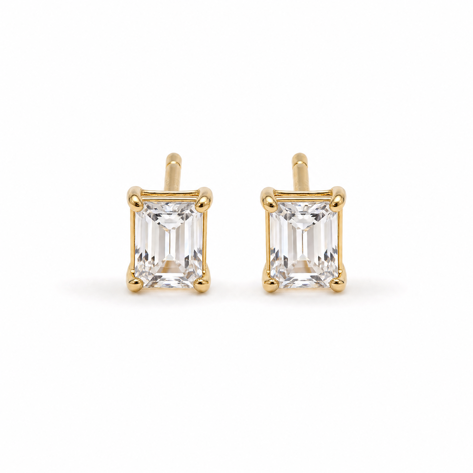 Éclat Emerald Studs — 18k Gold Plated