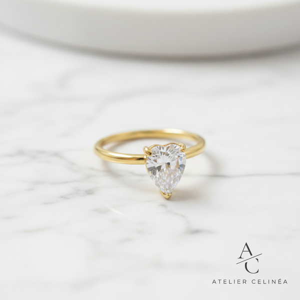 Solitaire Douceur Ring — 18k Gold Plated