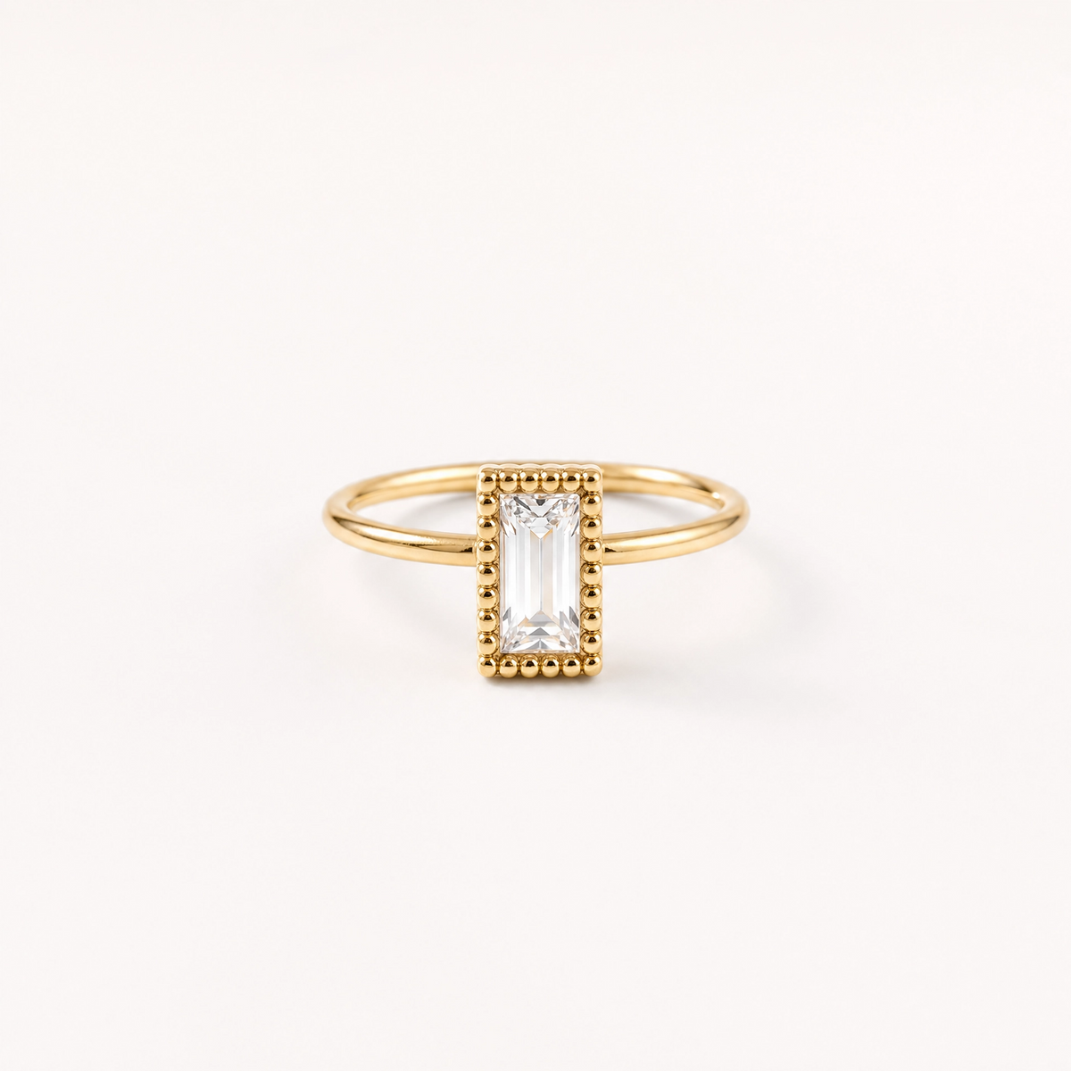 Lumière Baguette Ring — 18k Gold Plated