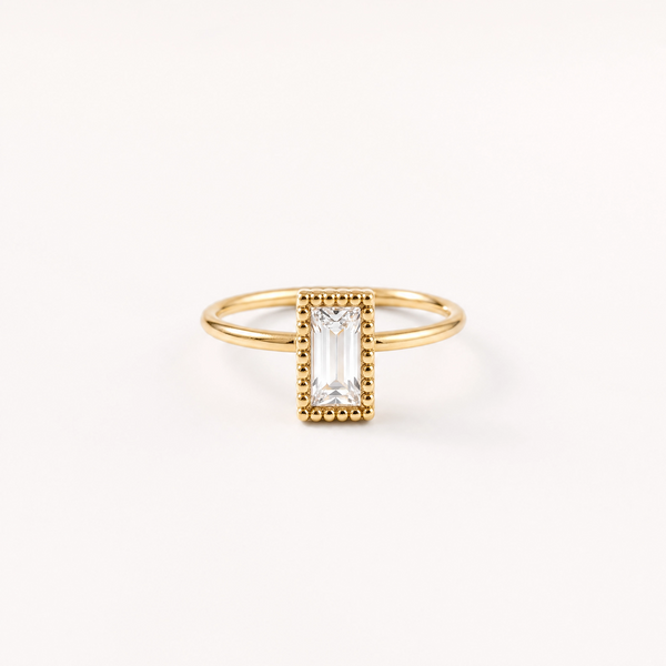 Lumière Baguette Ring — 18k Gold Plated